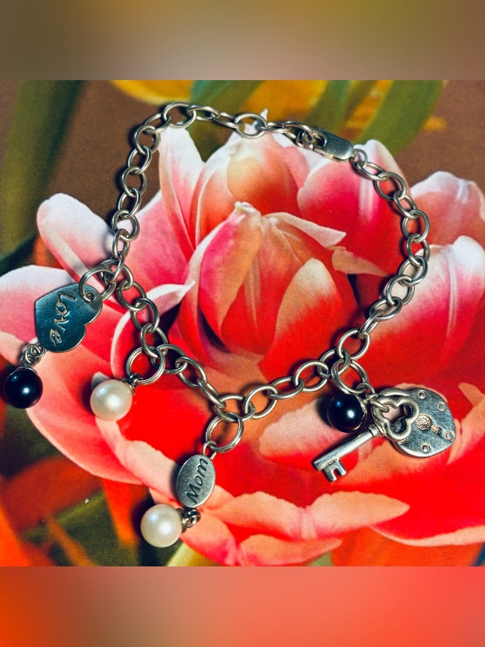 Sterling Silver & Pearl MOM Bracelet 8”